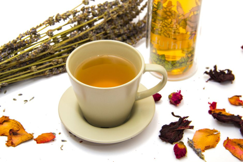 Can I Drink Essiac Tea With My Blood Pressure and Thyroid Meds?