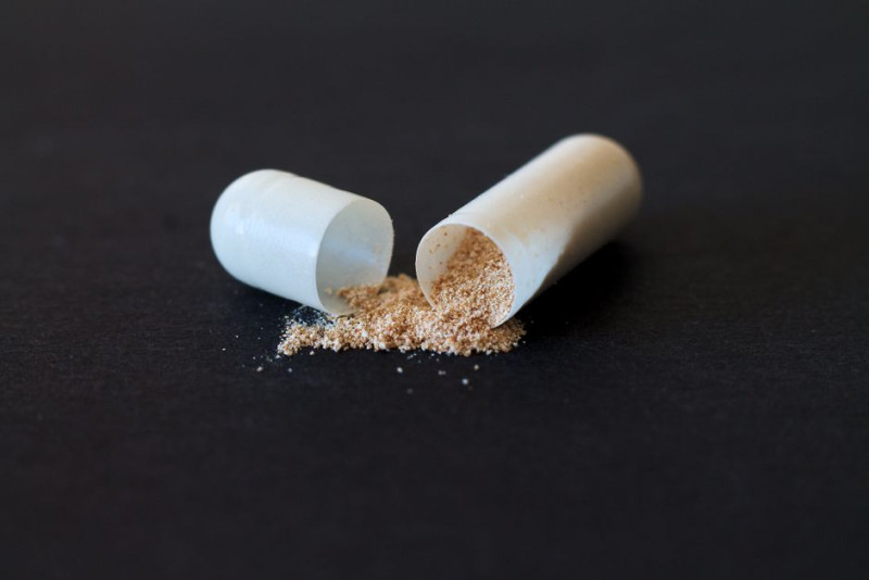 Can You Open a Magnesium Glycinate Capsule and Mix It Into Yogurt?